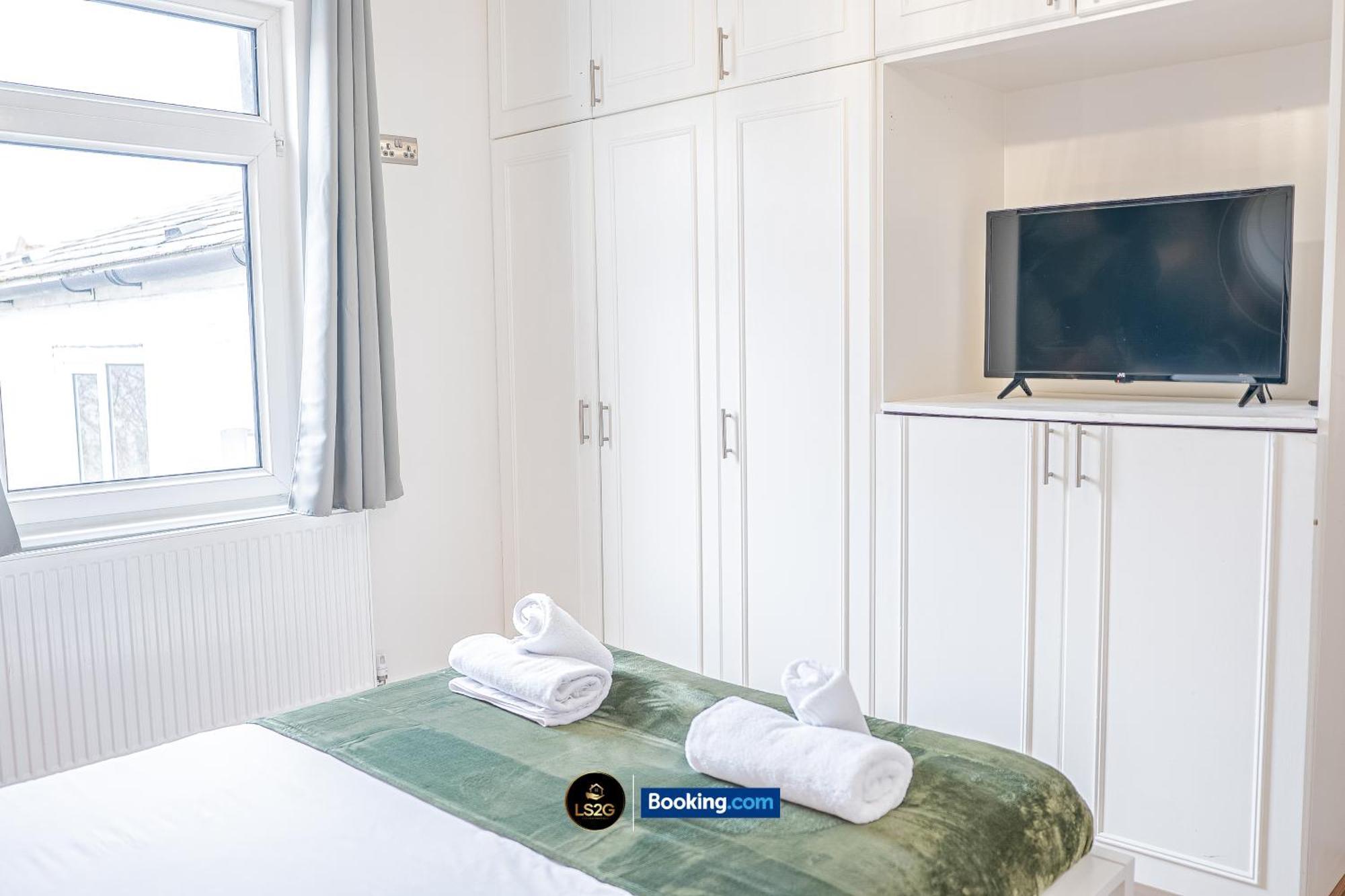Stunning House By Ls2G Short Lets & Serviced Accommodation Greater London With Free Wifi 外观 照片