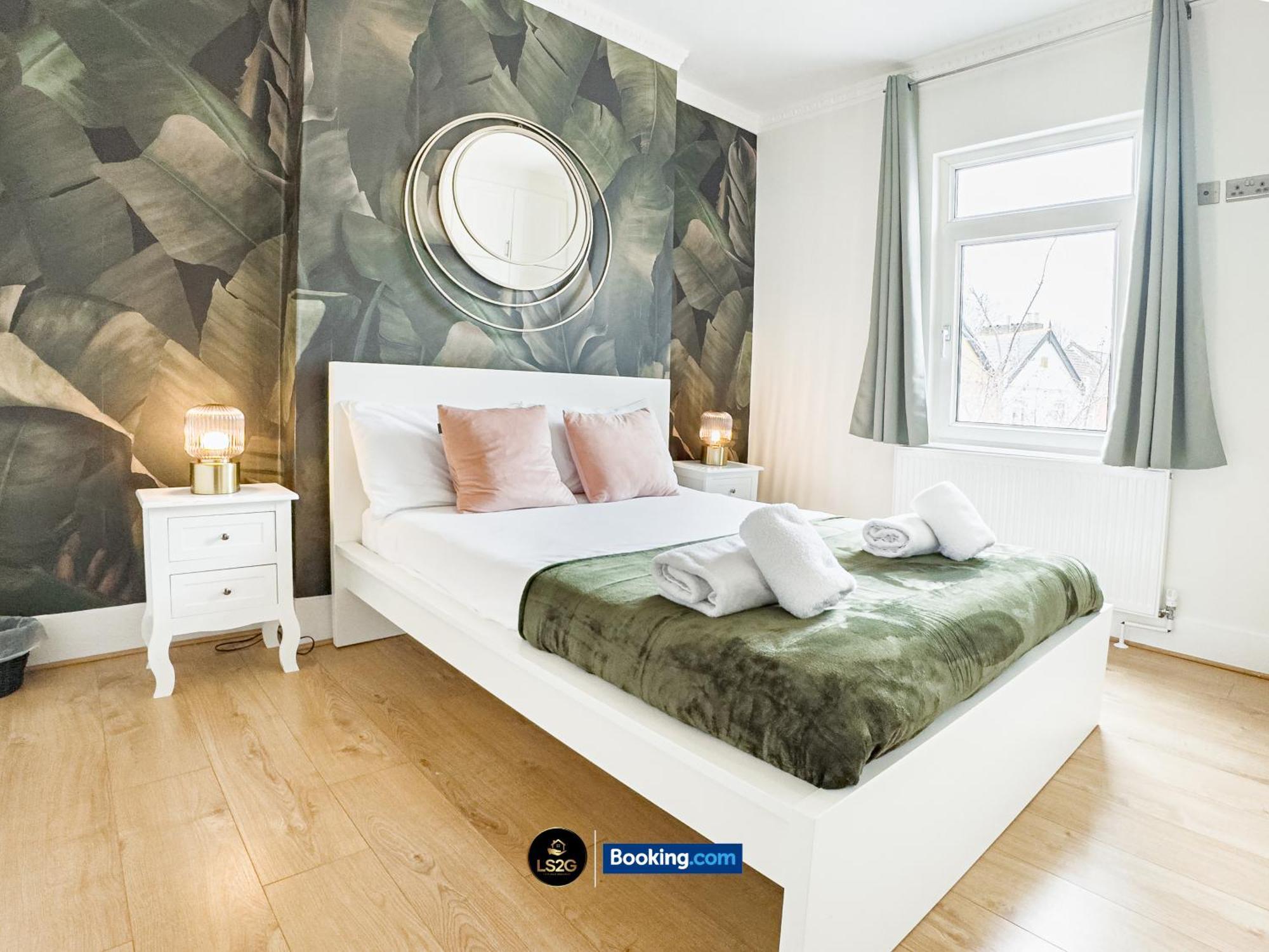 Stunning House By Ls2G Short Lets & Serviced Accommodation Greater London With Free Wifi 外观 照片