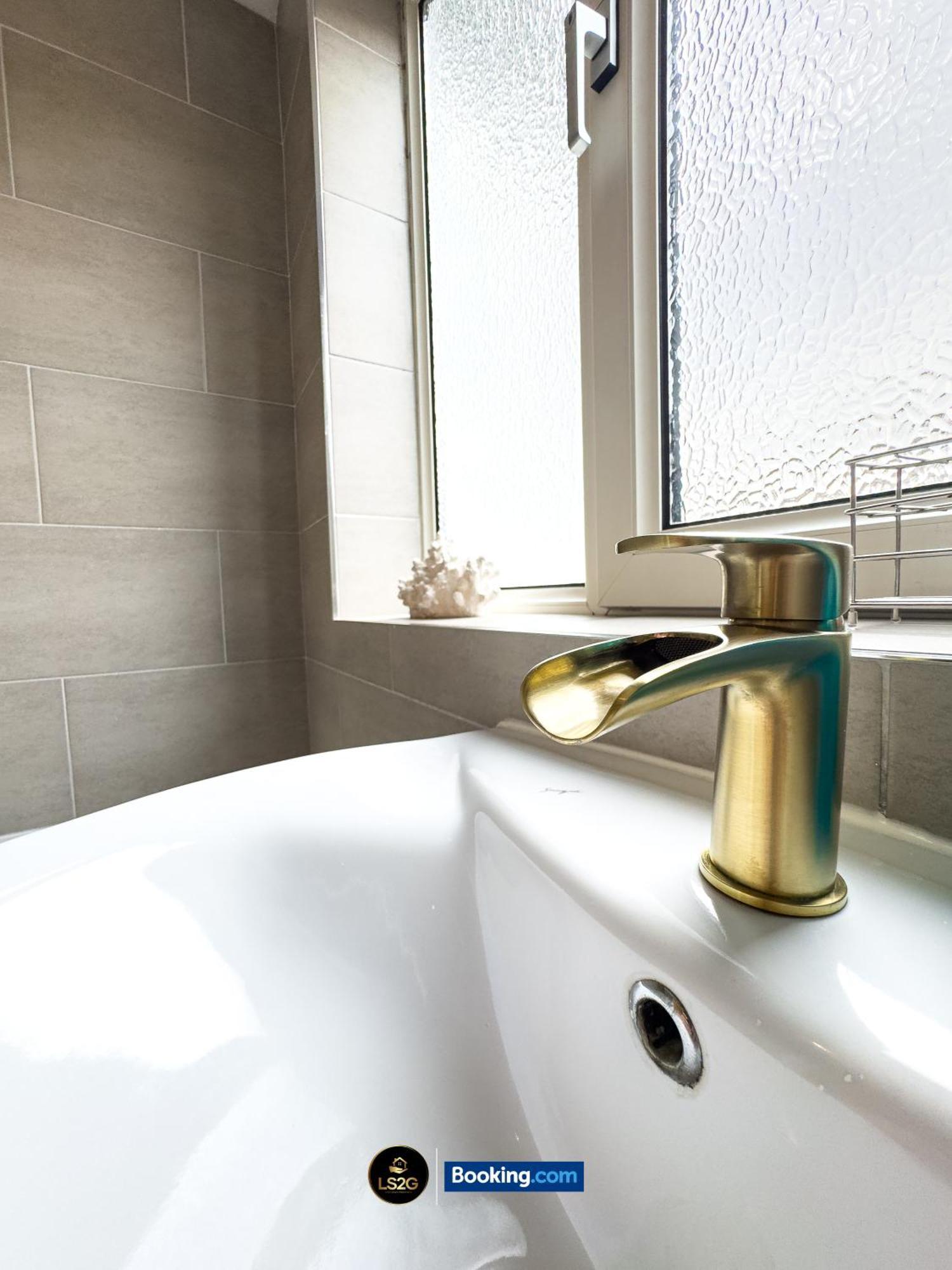 Stunning House By Ls2G Short Lets & Serviced Accommodation Greater London With Free Wifi 外观 照片