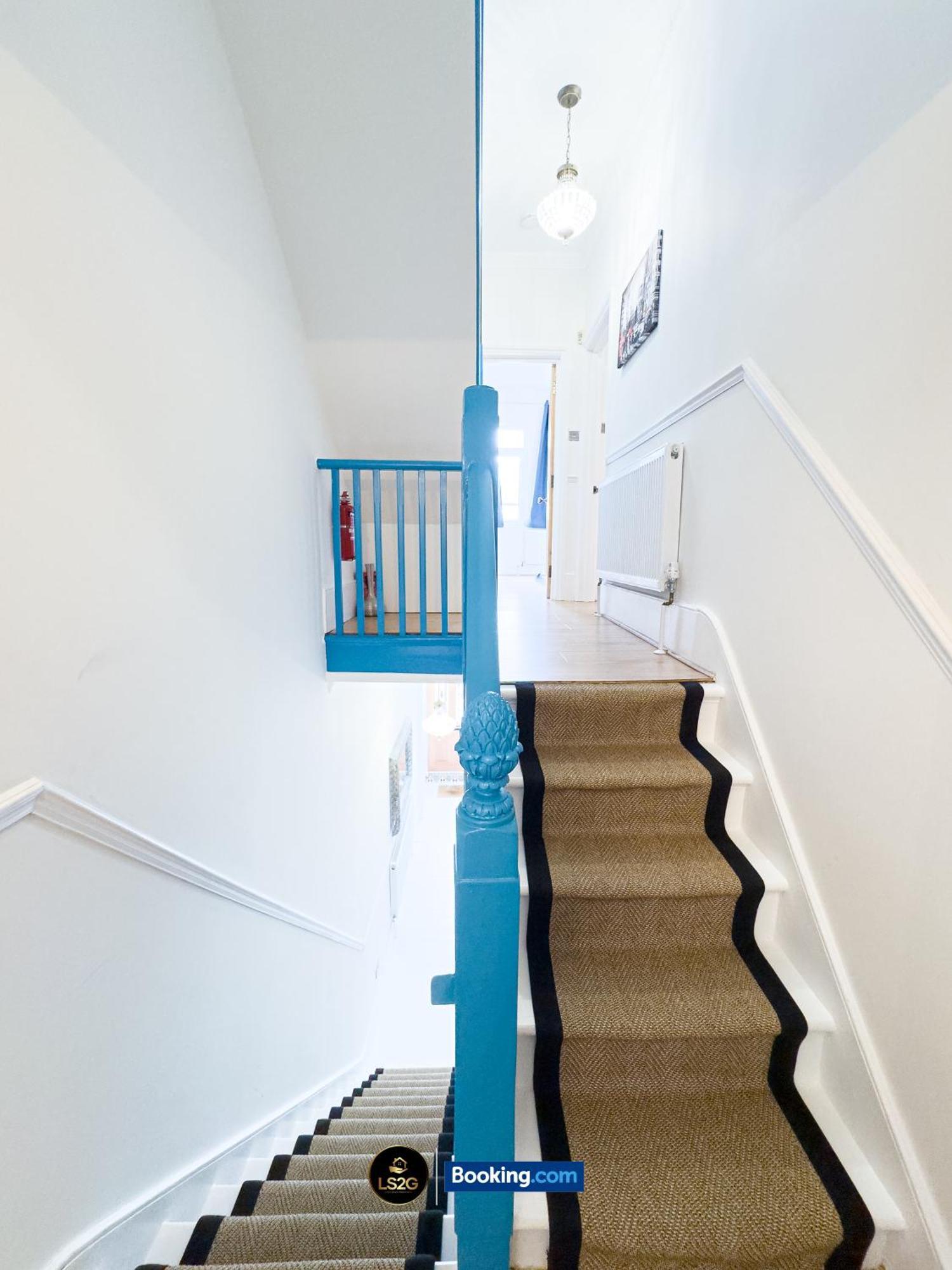 Stunning House By Ls2G Short Lets & Serviced Accommodation Greater London With Free Wifi 外观 照片